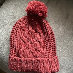 Maroon beanie